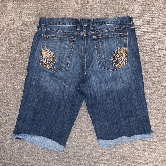 Lucky Brand Shorts - Picture 2 of 7
